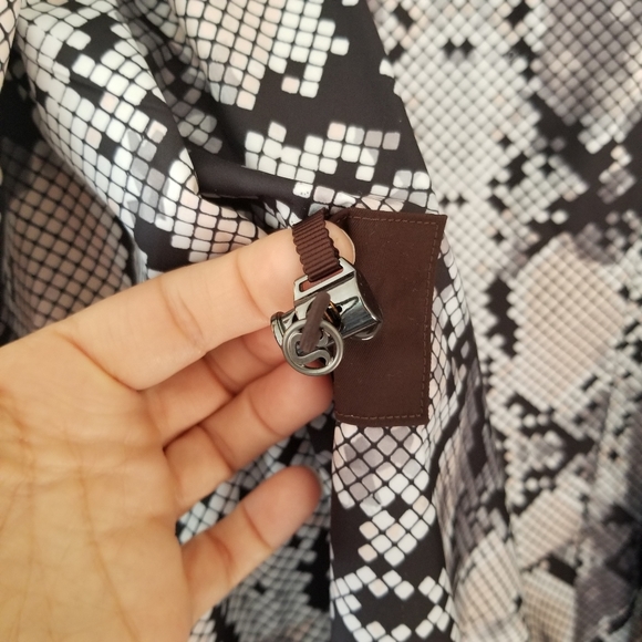 Lululemon It's Definitely Raining Jacket - Picture 6 of 16